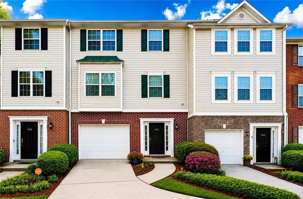 4 bedroom, 4 bathroom, 1,496 sq ft townhouse for rent at 702 Celeste Lane, Atlanta, GA 30331 for $1,925 a month — photo 1 of 18