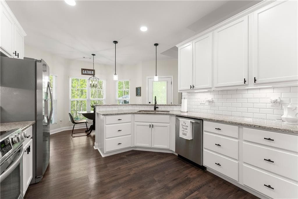 4 bedroom, 3 bathroom, 2,300 sq ft single family residence for sale at 179 Prime Drive, Commerce, GA 30530 — photo 10
