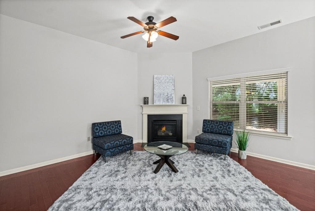 3 bedroom, 2 bathroom, 1,597 sq ft single family residence under contract at 148 Cornerstone Circle, Woodstock, GA 30188 — photo 7