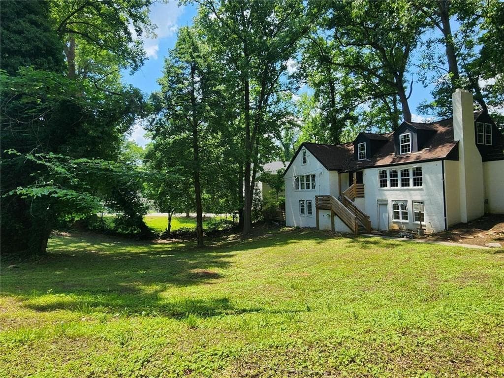 6 bedroom, 6 bathroom, 4,428 sq ft single family residence under contract at 1511 Joseph E Boone NW Boulevard, Atlanta, GA 30314 — photo 6