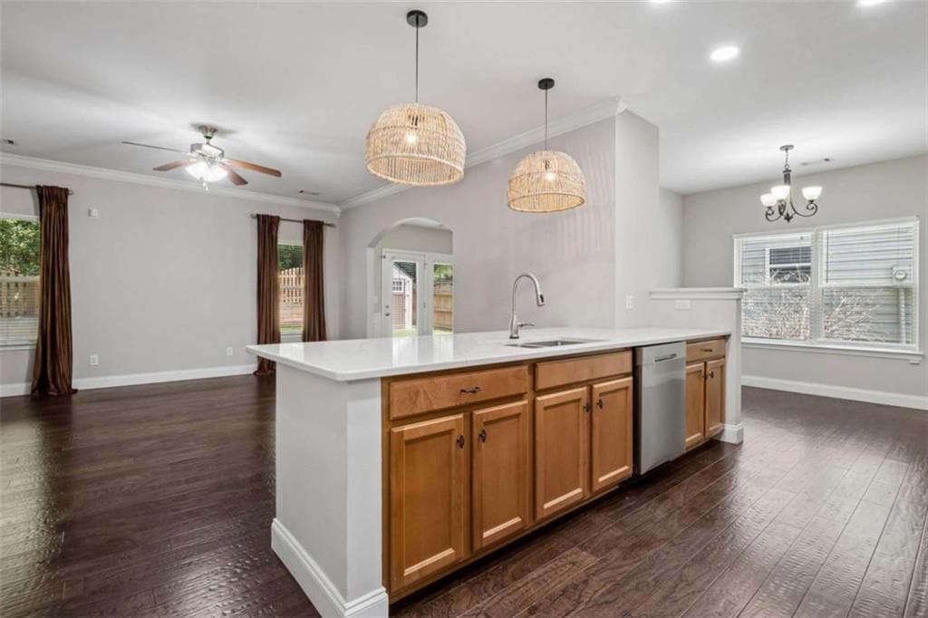 3 bedroom, 3 bathroom, 2,072 sq ft single family residence for sale at 7051 Silk Tree, Braselton, GA 30517 — photo 4