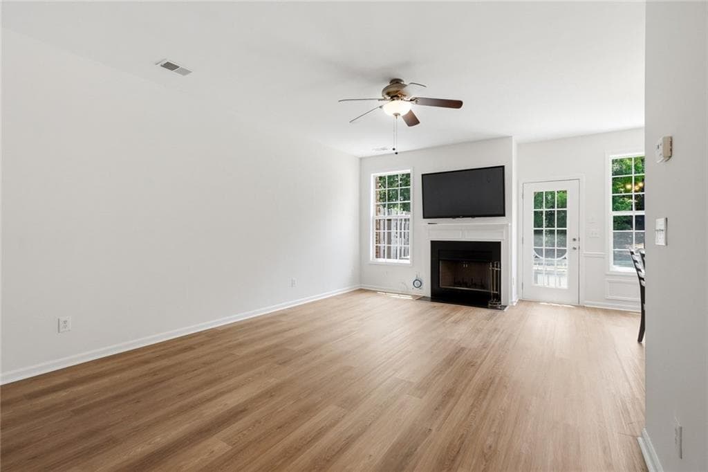 3 bedroom, 3 bathroom, 1,538 sq ft townhouse for sale at 2740 Tohenham Circle, Norcross, GA 30071 — photo 7