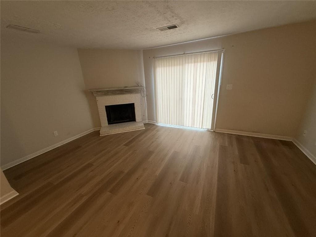 2 bedroom, 3 bathroom, 1,260 sq ft condominium for rent at 2906 Webb Bridge Road, Alpharetta, GA 30009 for $1,900 a month — photo 10