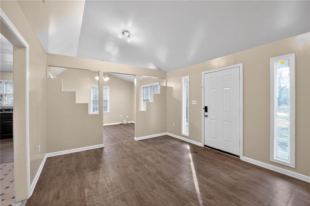 3 bedroom, 2 bathroom, 1,140 sq ft single family residence for sale at 1826 County Line Road, Atlanta, GA 30331 — photo 6