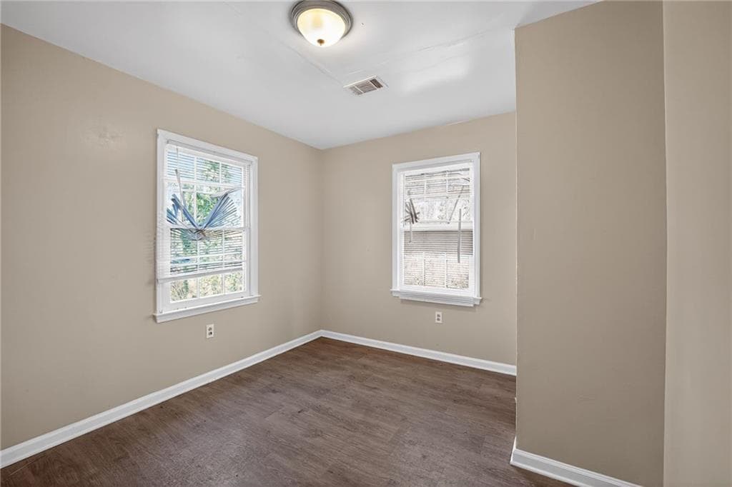 3 bedroom, 2 bathroom, 1,140 sq ft single family residence for sale at 1826 County Line Road, Atlanta, GA 30331 — photo 8