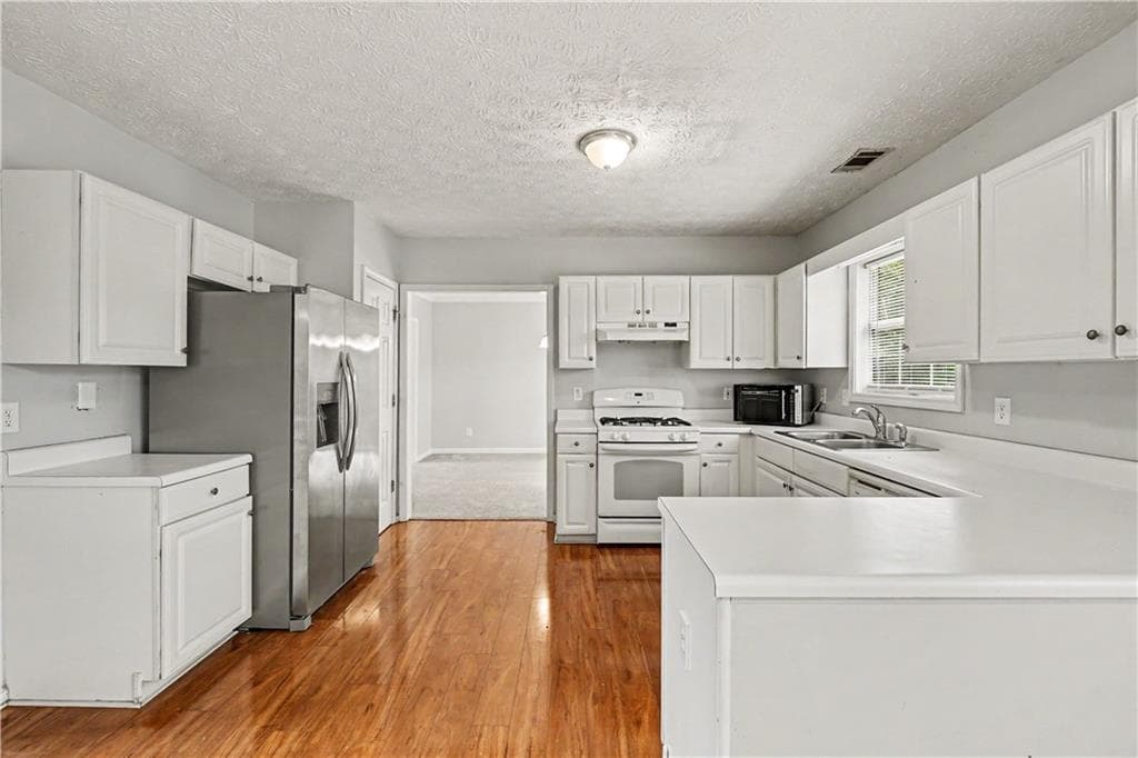 3 bedroom, 3 bathroom, 2,603 sq ft single family residence for sale at 15 Pheasant Way, Acworth, GA 30101 — photo 9