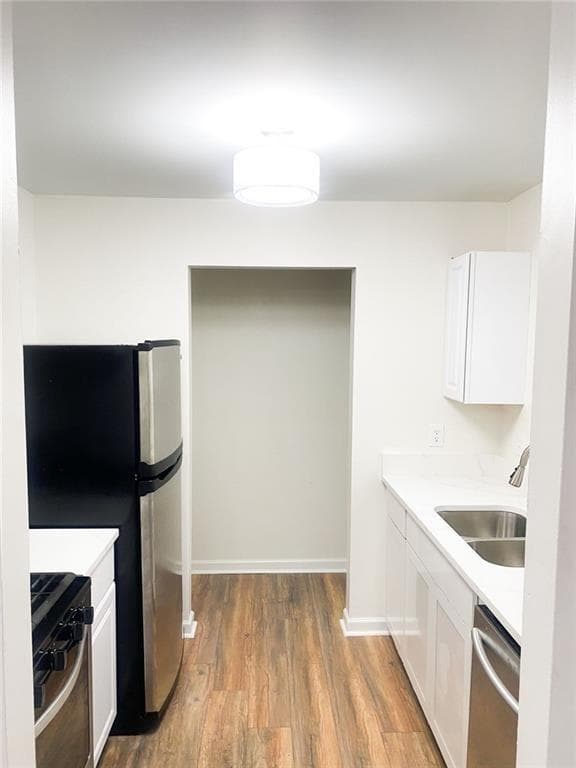 4 bedroom, 3 bathroom, 1,540 sq ft townhouse for sale at 7010 Oakhill Circle, Austell, GA 30168 — photo 3