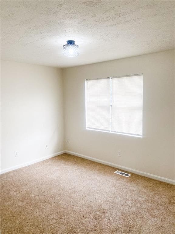 4 bedroom, 3 bathroom, 1,540 sq ft townhouse for sale at 7010 Oakhill Circle, Austell, GA 30168 — photo 10