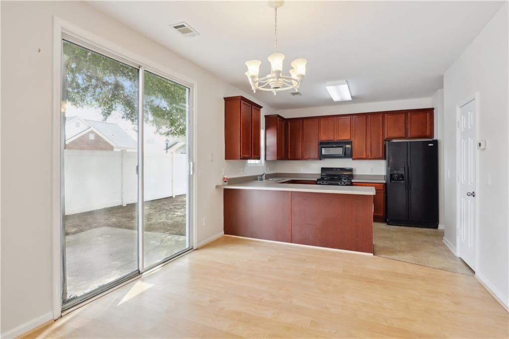 3 bedroom, 3 bathroom, 1,606 sq ft single family residence for rent at 276 Hiawassee Drive, Woodstock, GA 30188 for $2,250 a month — photo 3