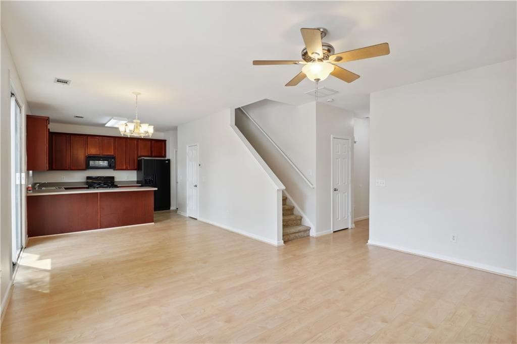 3 bedroom, 3 bathroom, 1,606 sq ft single family residence for rent at 276 Hiawassee Drive, Woodstock, GA 30188 for $2,250 a month — photo 5