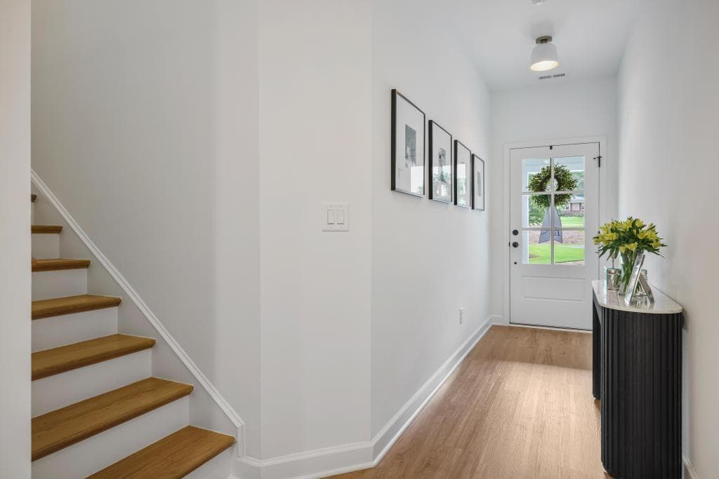3 bedroom, 3 bathroom, 1,883 sq ft townhouse for sale at 3303 Cranston Lane, Kennesaw, GA 30144 — photo 3