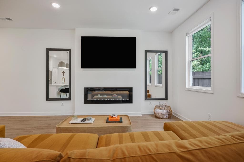 3 bedroom, 3 bathroom, 1,883 sq ft townhouse for sale at 3303 Cranston Lane, Kennesaw, GA 30144 — photo 8