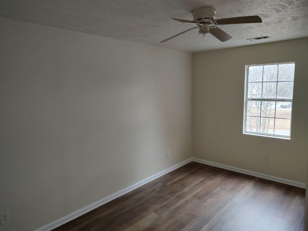 3 bedroom, 3 bathroom, 1,618 sq ft single family residence for rent at 4957 N Redan Circle, Stone Mountain, GA 30088 for $2,050 a month — photo 10