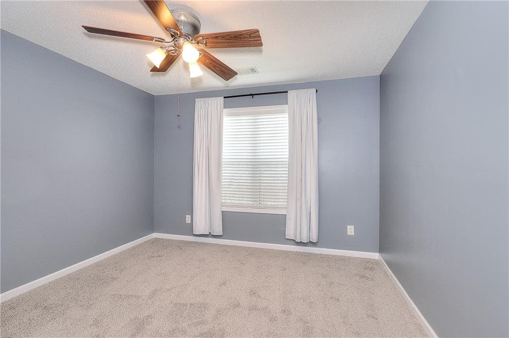 3 bedroom, 2 bathroom, 1,470 sq ft single family residence for sale at 1439 Princeton Drive, Statham, GA 30666 — photo 3