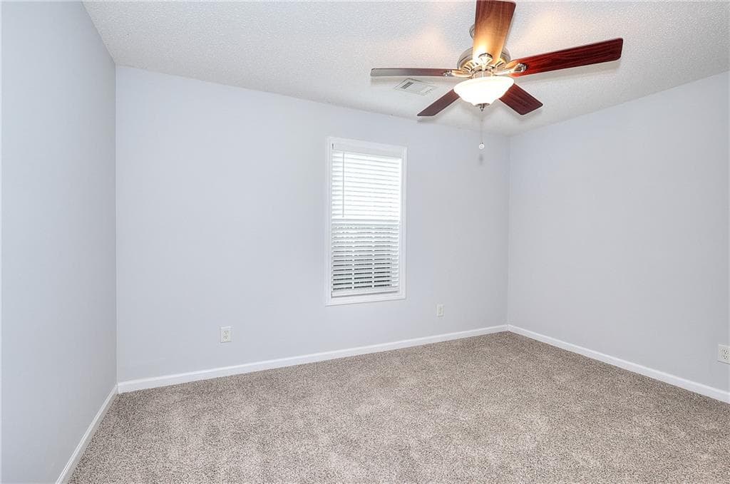 3 bedroom, 2 bathroom, 1,470 sq ft single family residence for sale at 1439 Princeton Drive, Statham, GA 30666 — photo 5
