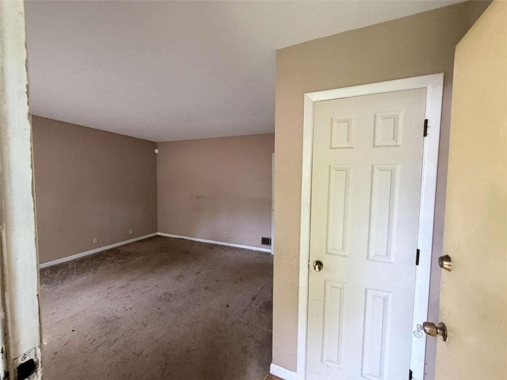 3 bedroom, 2 bathroom, 1,474 sq ft single family residence for sale at 2195 Rockdale Drive, Conyers, GA 30012 — photo 6