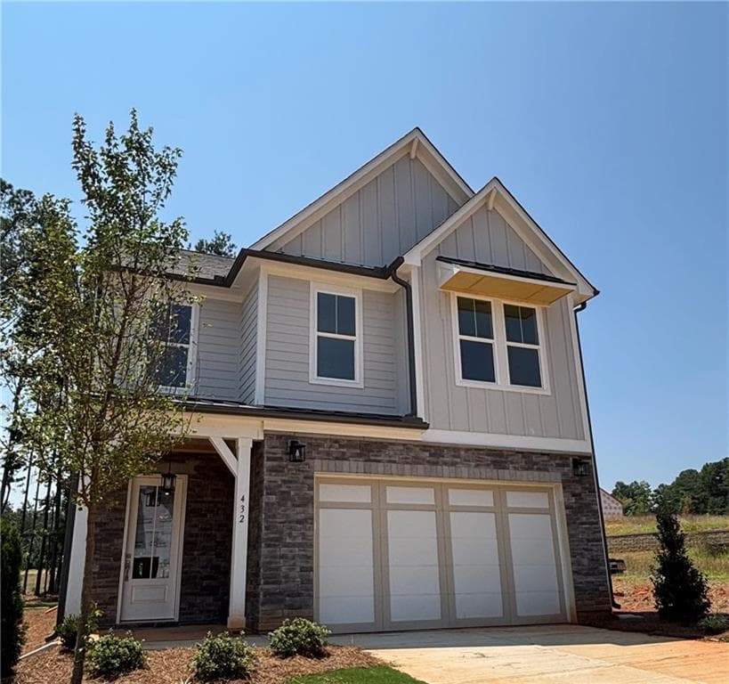5 bedroom, 4 bathroom, 3,380 sq ft single family residence under contract at 432 Edgewater Chase, Canton, GA 30115