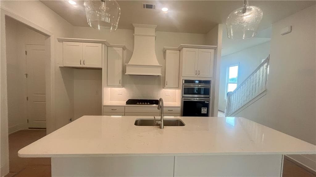 5 bedroom, 4 bathroom, 3,380 sq ft single family residence under contract at 432 Edgewater Chase, Canton, GA 30115 — photo 5