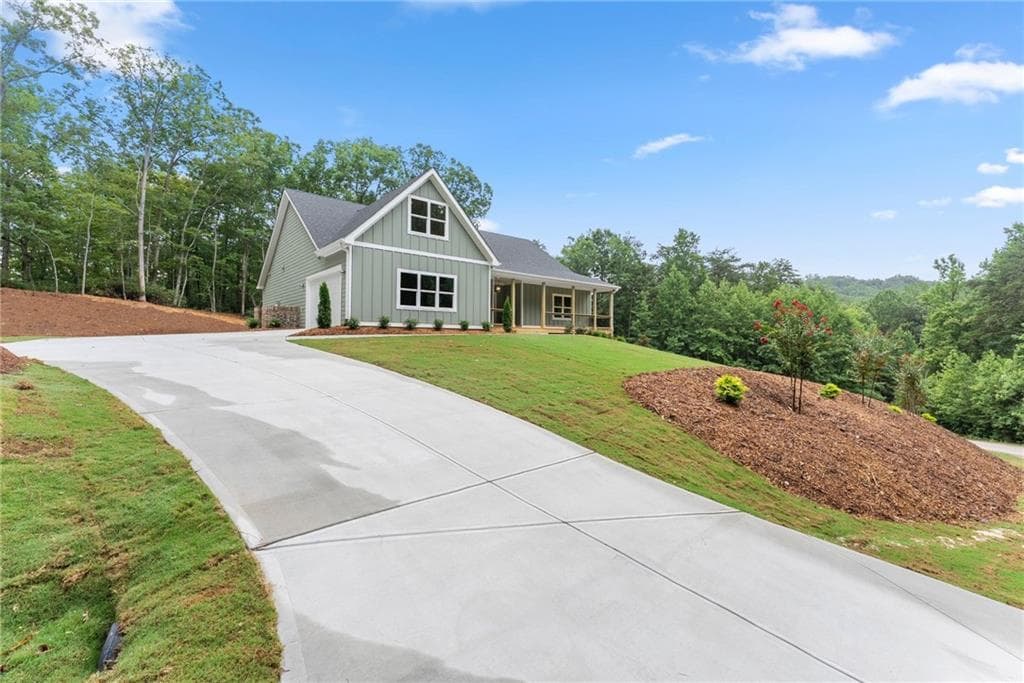 4 bedroom, 5 bathroom, 4,865 sq ft single family residence for sale at 212 Planters Creek, Baldwin, GA 30511 — photo 6