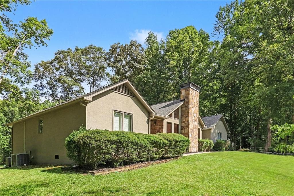 3 bedroom, 3 bathroom, 2,484 sq ft single family residence for sale at 4098 Happy Valley Circle, Newnan, GA 30263 — photo 5