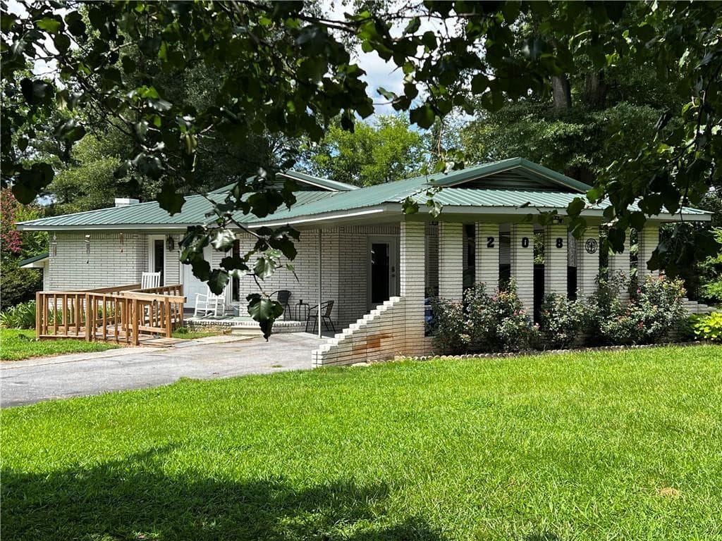 208 Kentucky Drive, Calhoun, GA 30701 — most recent listing photo