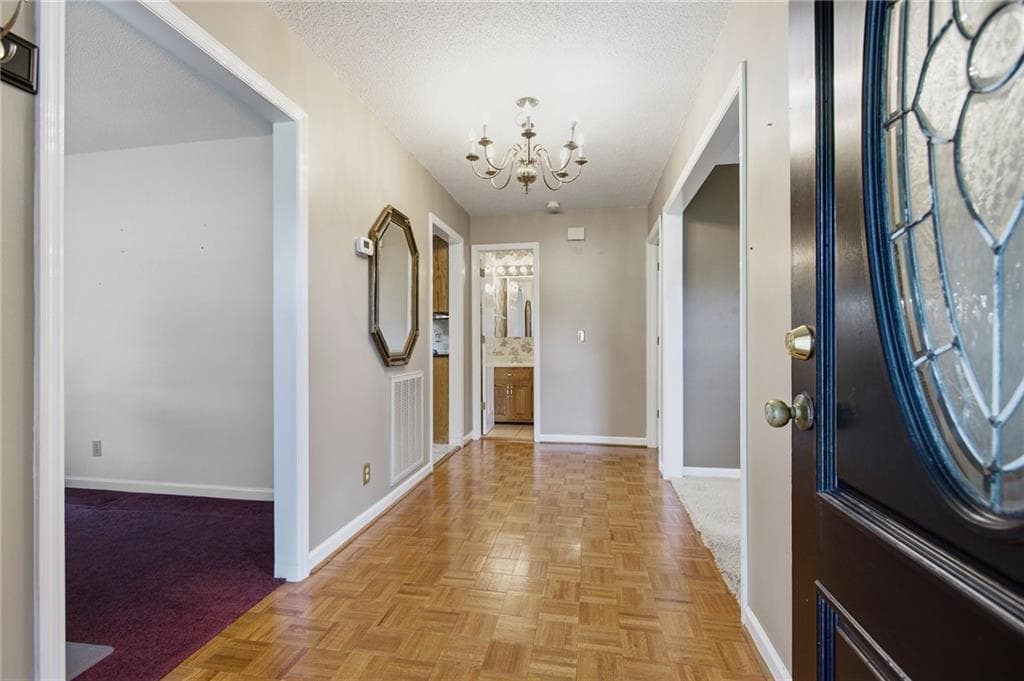4 bedroom, 3 bathroom, 2,551 sq ft single family residence under contract at 583 Avondale Drive, Rocky Face, GA 30740 — photo 6