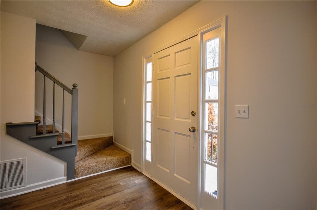 3 bedroom, 3 bathroom, 1,948 sq ft single family residence for rent at 1398 Field Creek Terrace, Lawrenceville, GA 30043 for $2,390 a month — photo 5