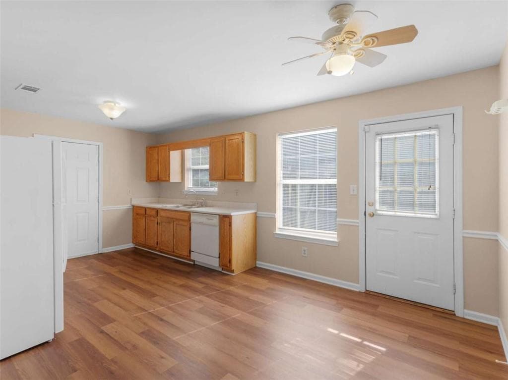 3 bedroom, 2 bathroom, 1,164 sq ft single family residence for sale at 261 Brandon Ridge Circle, Stockbridge, GA 30281 — photo 6