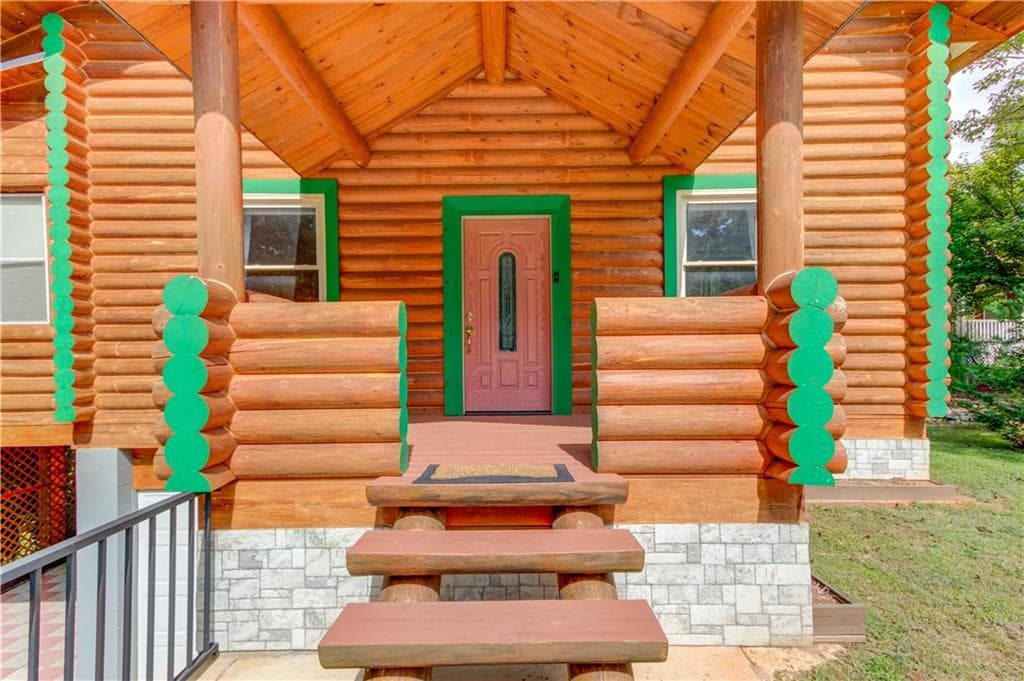 3 bedroom, 2 bathroom, 1,920 sq ft single family residence for sale at 3938 Pointe, Gainesville, GA 30506 — photo 7