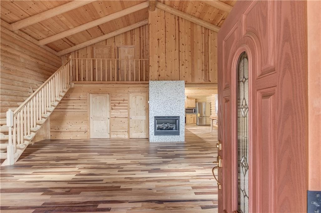 3 bedroom, 2 bathroom, 1,920 sq ft single family residence for sale at 3938 Pointe, Gainesville, GA 30506 — photo 9