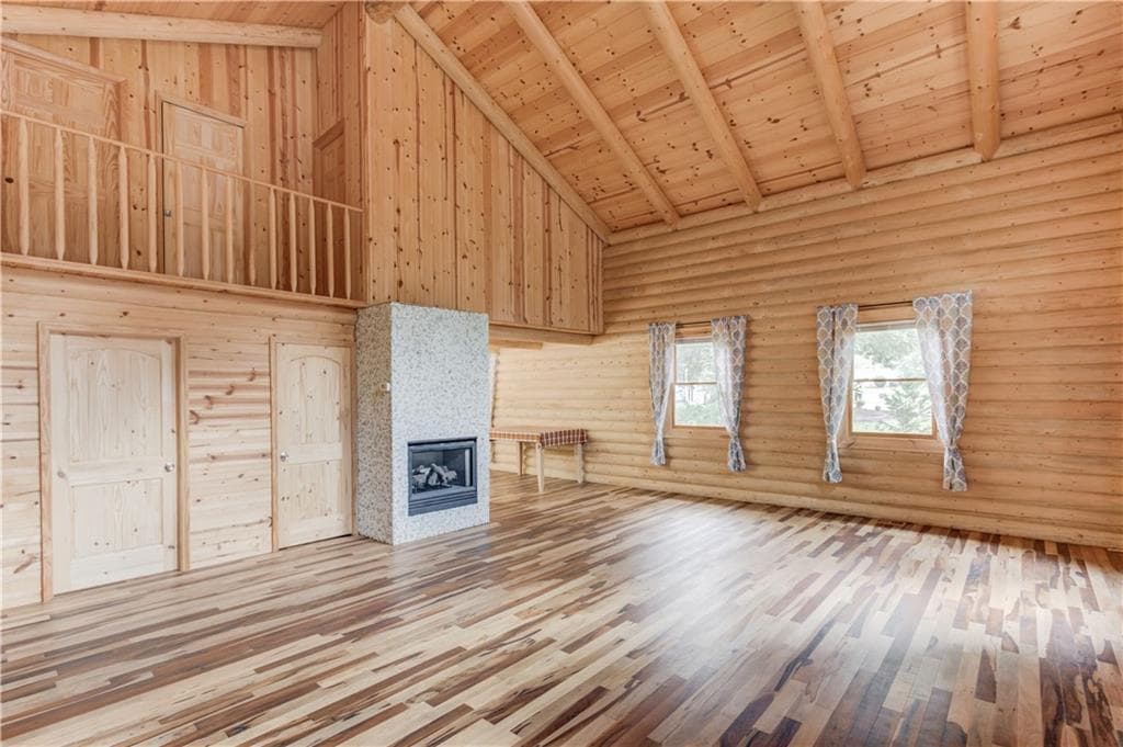 3 bedroom, 2 bathroom, 1,920 sq ft single family residence for sale at 3938 Pointe, Gainesville, GA 30506 — photo 10