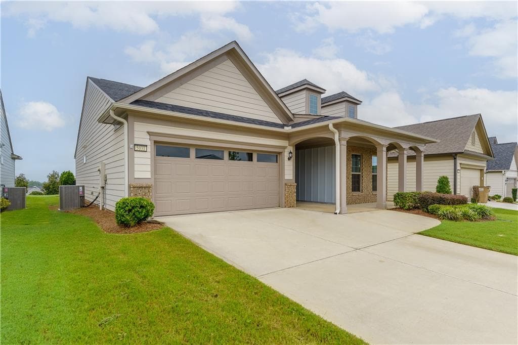 2 bedroom, 2 bathroom, 1,848 sq ft single family residence for sale at 5031 Adler Court, Hoschton, GA 30548 — photo 3