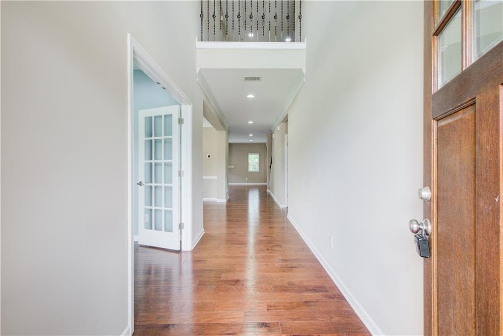 5 bedroom, 4 bathroom, 3,516 sq ft single family residence under contract at 5245 Vendelay Lane, Cumming, GA 30040 — photo 5