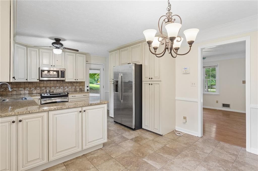 3 bedroom, 2 bathroom, 1,651 sq ft single family residence for sale at 4165 Westview Street, Douglasville, GA 30135 — photo 2