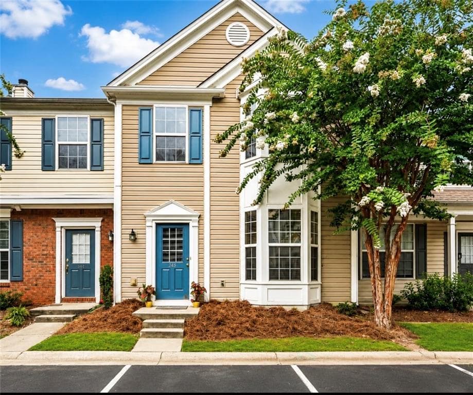 3 bedroom, 3 bathroom, 1,410 sq ft townhouse under contract at 945 Prestwyck Court, Alpharetta, GA 30004