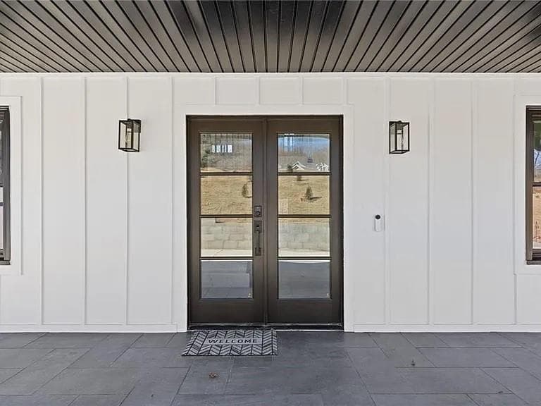 5 bedroom, 5 bathroom, 5,000 sq ft single family residence for sale at 4732 Walnut Bend Drive, Gainesville, GA 30507 — photo 7