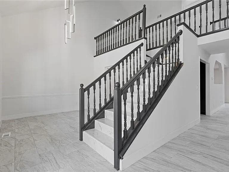 5 bedroom, 5 bathroom, 5,000 sq ft single family residence for sale at 4732 Walnut Bend Drive, Gainesville, GA 30507 — photo 8
