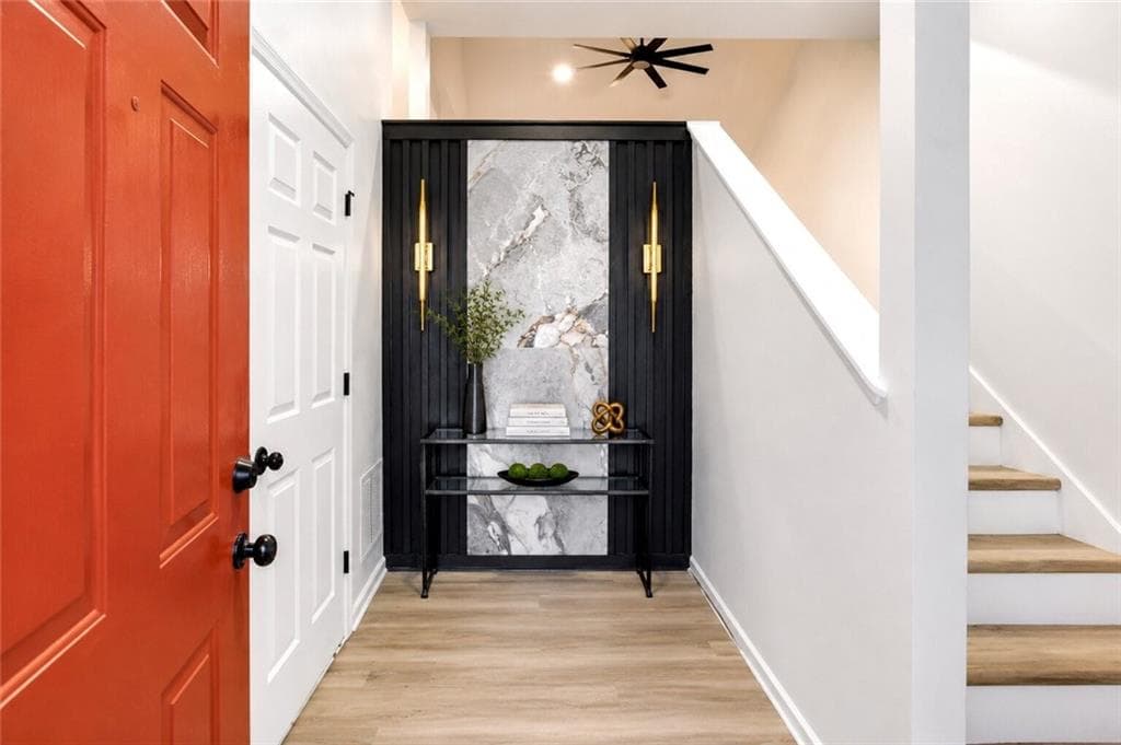 2 bedroom, 2 bathroom, 1,337 sq ft townhouse for sale at 1124 Creatwood Place, Smyrna, GA 30080 — photo 4