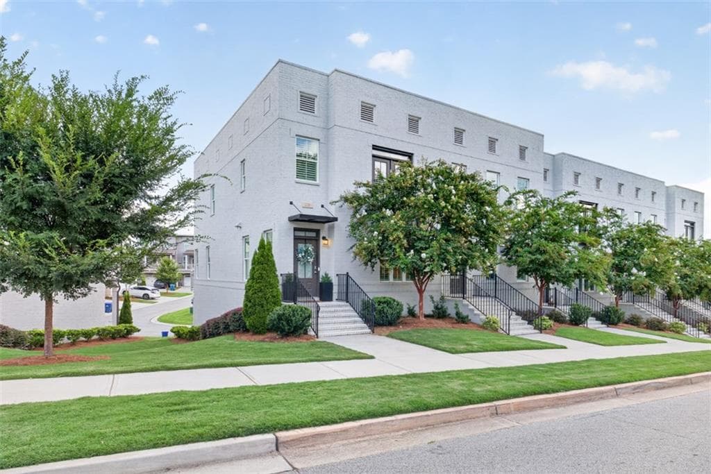 3 bedroom, 4 bathroom, 2,708 sq ft townhouse for sale at 221 Nash Street, Lawrenceville, GA 30046 — photo 5