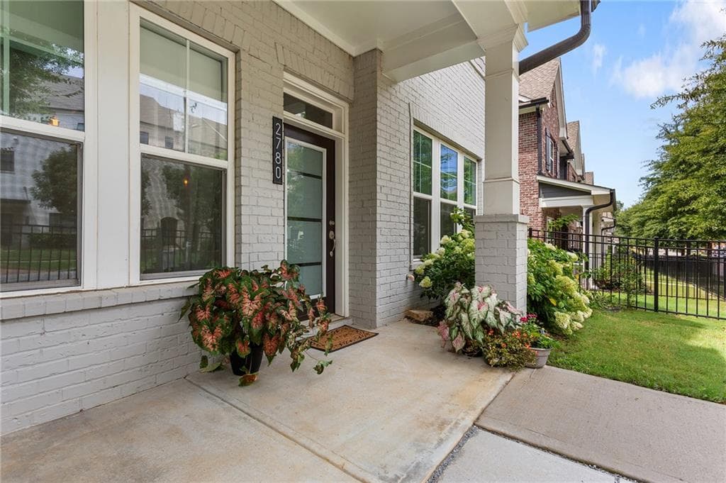 4 bedroom, 4 bathroom, 2,545 sq ft townhouse for sale at 2780 Bell Drive, Smyrna, GA 30080 — photo 8