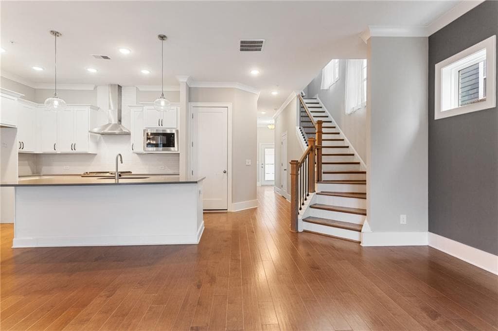 4 bedroom, 4 bathroom, 2,545 sq ft townhouse for sale at 2780 Bell Drive, Smyrna, GA 30080 — photo 9