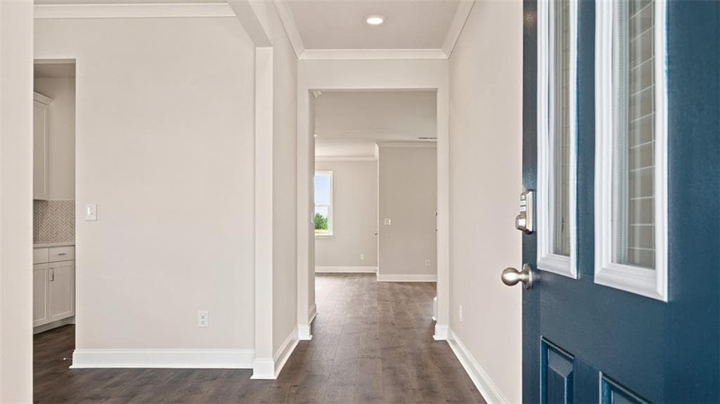 5 bedroom, 3 bathroom, 3,039 sq ft single family residence for sale at 412 HAZEL Drive, Locust Grove, GA 30248 — photo 2