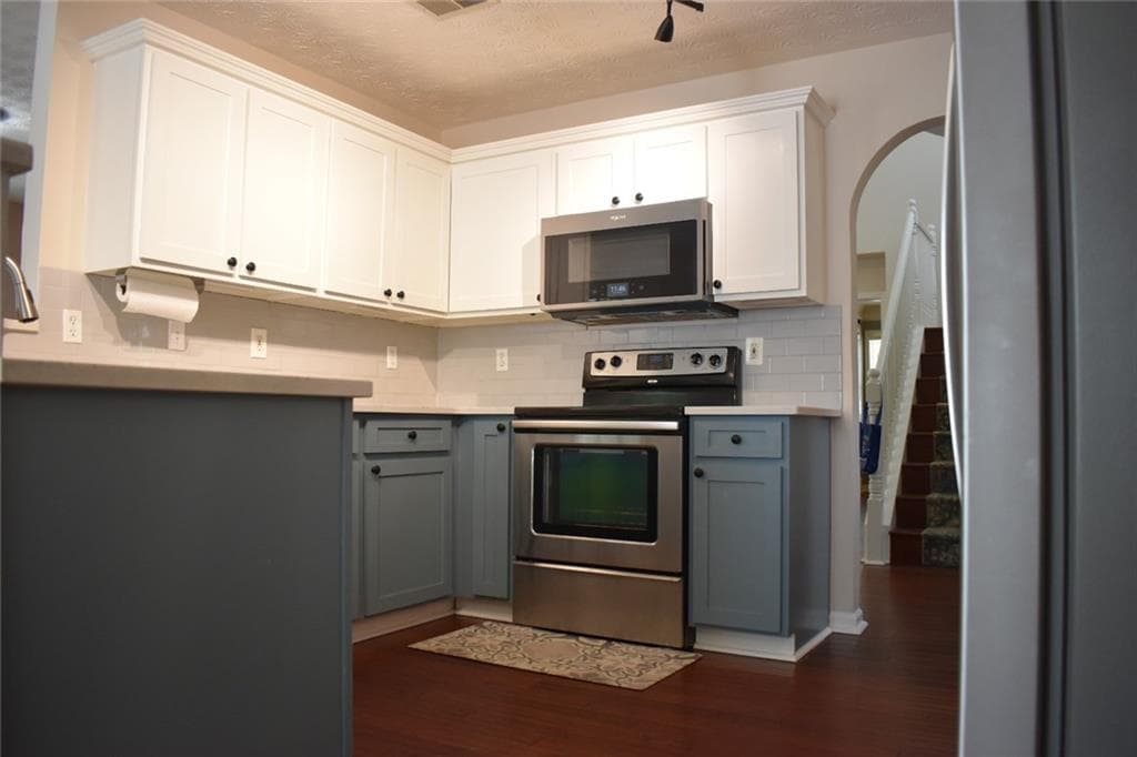 4 bedroom, 3 bathroom, 1,793 sq ft single family residence for sale at 602 Penhollaway Court, Loganville, GA 30052 — photo 7