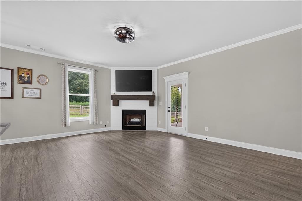 3 bedroom, 3 bathroom, 1,952 sq ft single family residence for sale at 1924 Lou Gurley Road, Bowersville, GA 30516 — photo 6