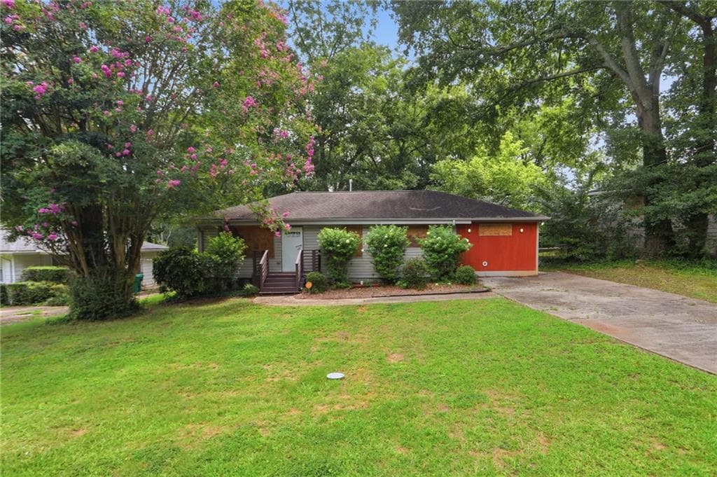 3 bedroom, 2 bathroom, 1,112 sq ft single family residence for sale at 1996 Meadow Lane, Decatur, GA 30032 — photo 1 of 26
