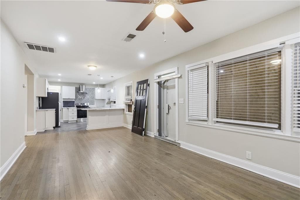 3 bedroom, 2 bathroom, 1,112 sq ft single family residence for sale at 1996 Meadow Lane, Decatur, GA 30032 — photo 10