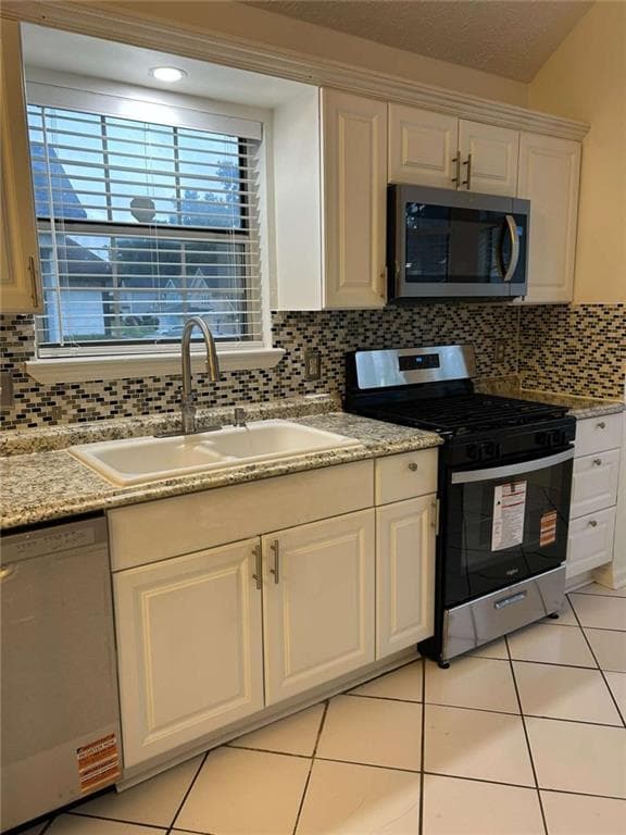 4 bedroom, 2 bathroom, 1,746 sq ft single family residence for rent at 717 Shore Drive, Lithonia, GA 30059 for $1,850 a month — photo 6