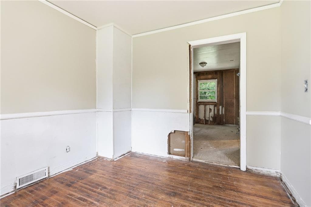 3 bedroom, 2 bathroom, 1,440 sq ft single family residence for sale at 2030 Mark Trail, Decatur, GA 30032 — photo 9