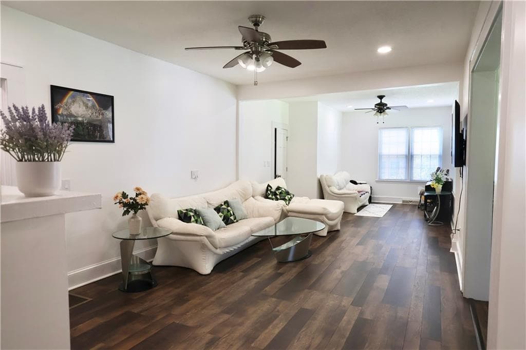 3 bedroom, 2 bathroom, 2,552 sq ft single family residence for sale at 10021 Lavonia Rd Road, Carnesville, GA 30521 — photo 9