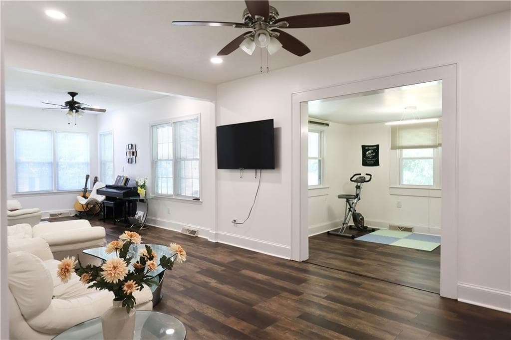 3 bedroom, 2 bathroom, 2,552 sq ft single family residence for sale at 10021 Lavonia Rd Road, Carnesville, GA 30521 — photo 10